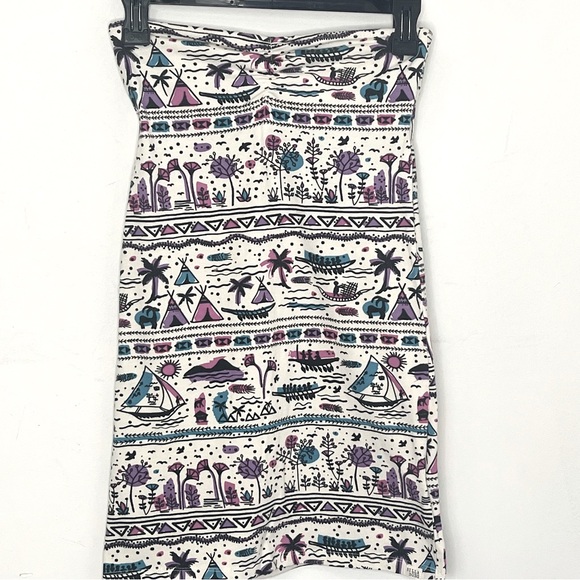 Billabong Dresses & Skirts - Billabong tribal style strapless tube top/ mini dress - Small
